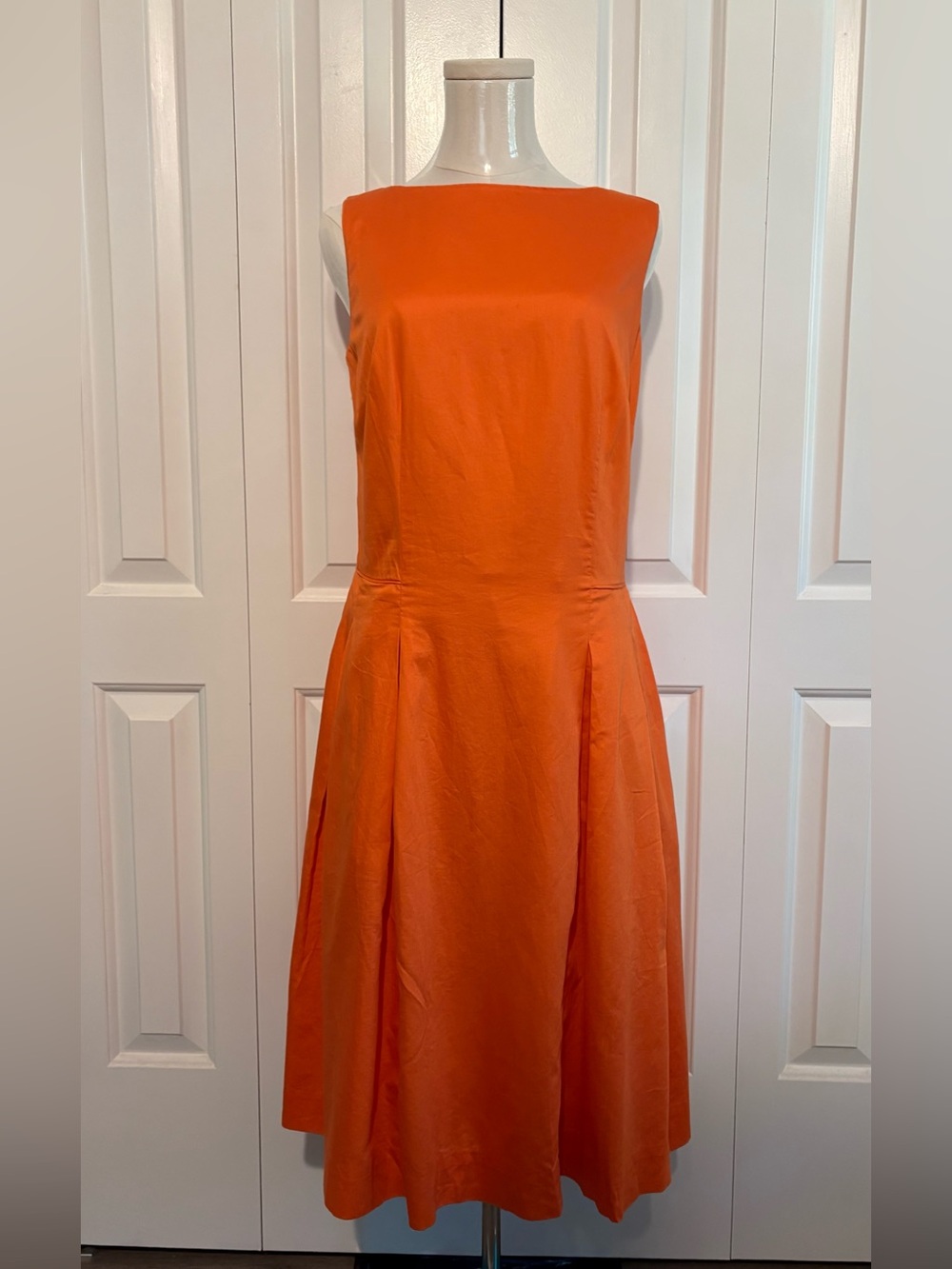 Isaac Mizrahi Vibrant Orange Sleeveless Sheath Dress, Size 6